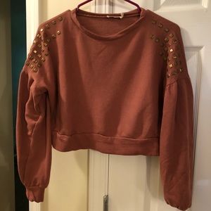 Long sleeved crop top